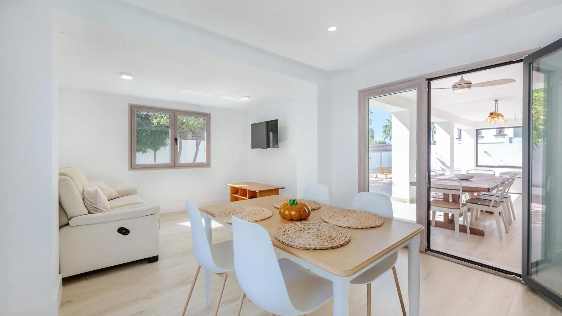 Vb Jara - Luxury 5Br Villa With Pool Benalmadena Spain